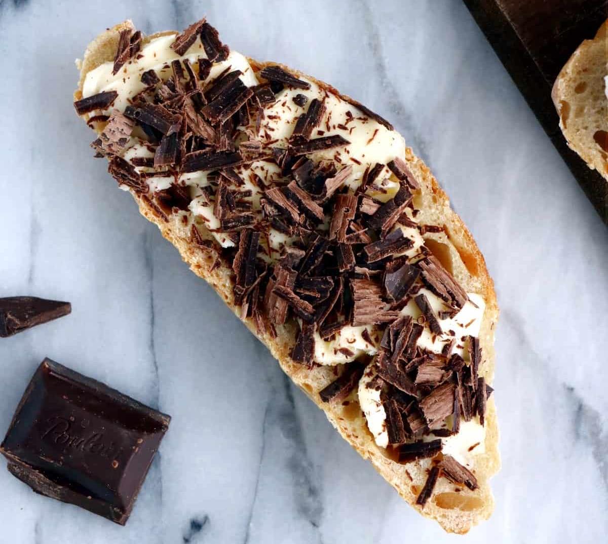 A chocolate tartine