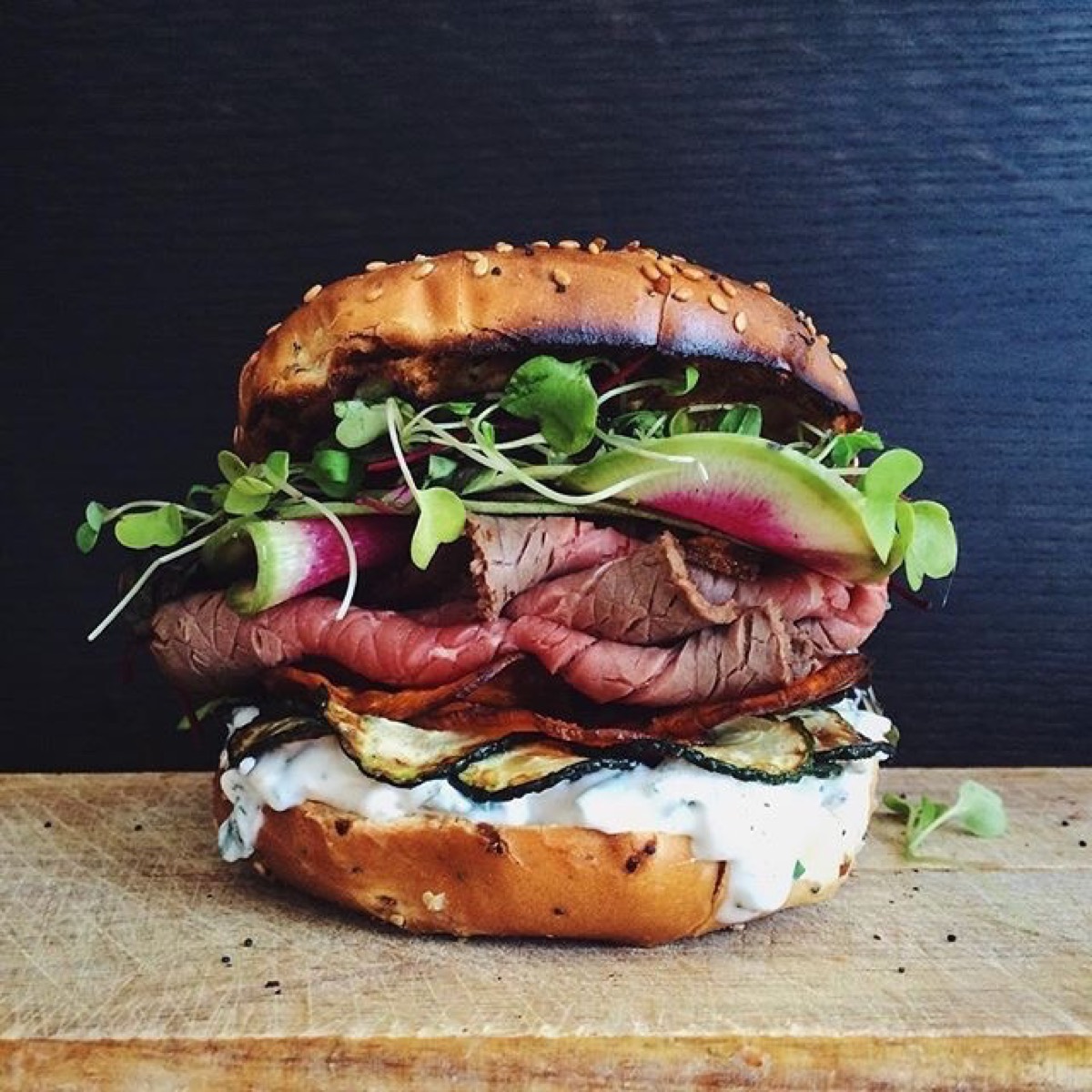 Roast beef bagel