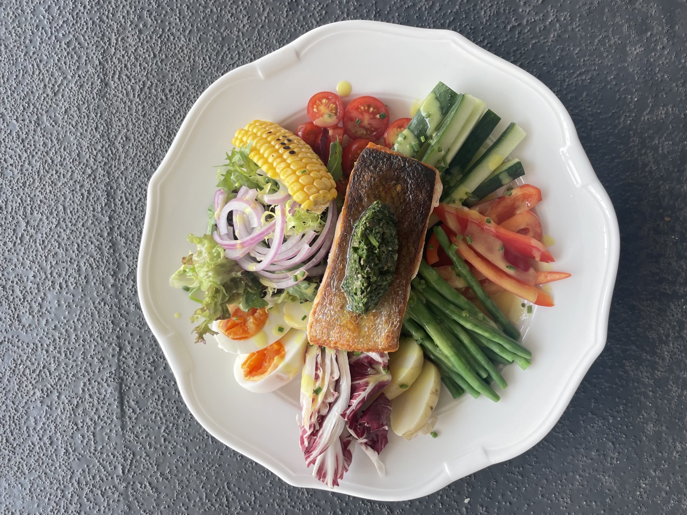 Salmon, everything garden